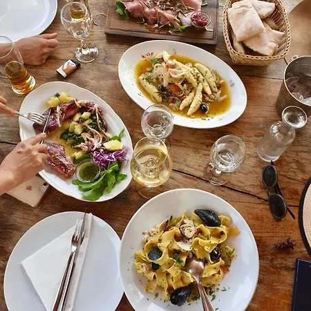 Exclusive 2 Bedroom Seafront With Jacuzzi * Zavala