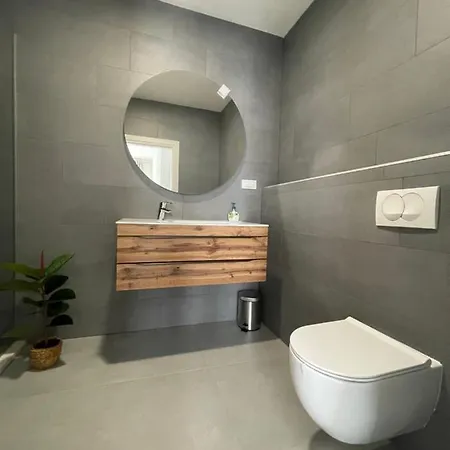 Lejlighed Exclusive 2 Bedroom Seafront With Jacuzzi *